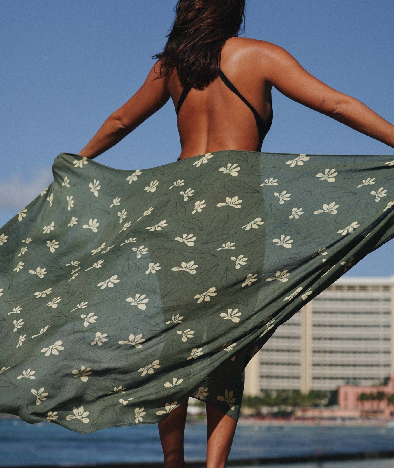 Tag Aloha Naupaka Pareo