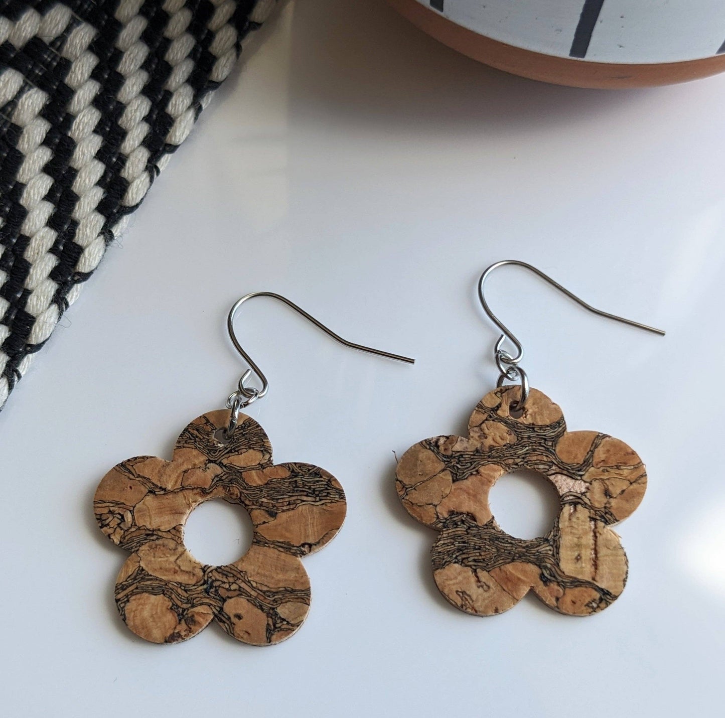 KORK Cork Earrings-Marbled Cork Flower
