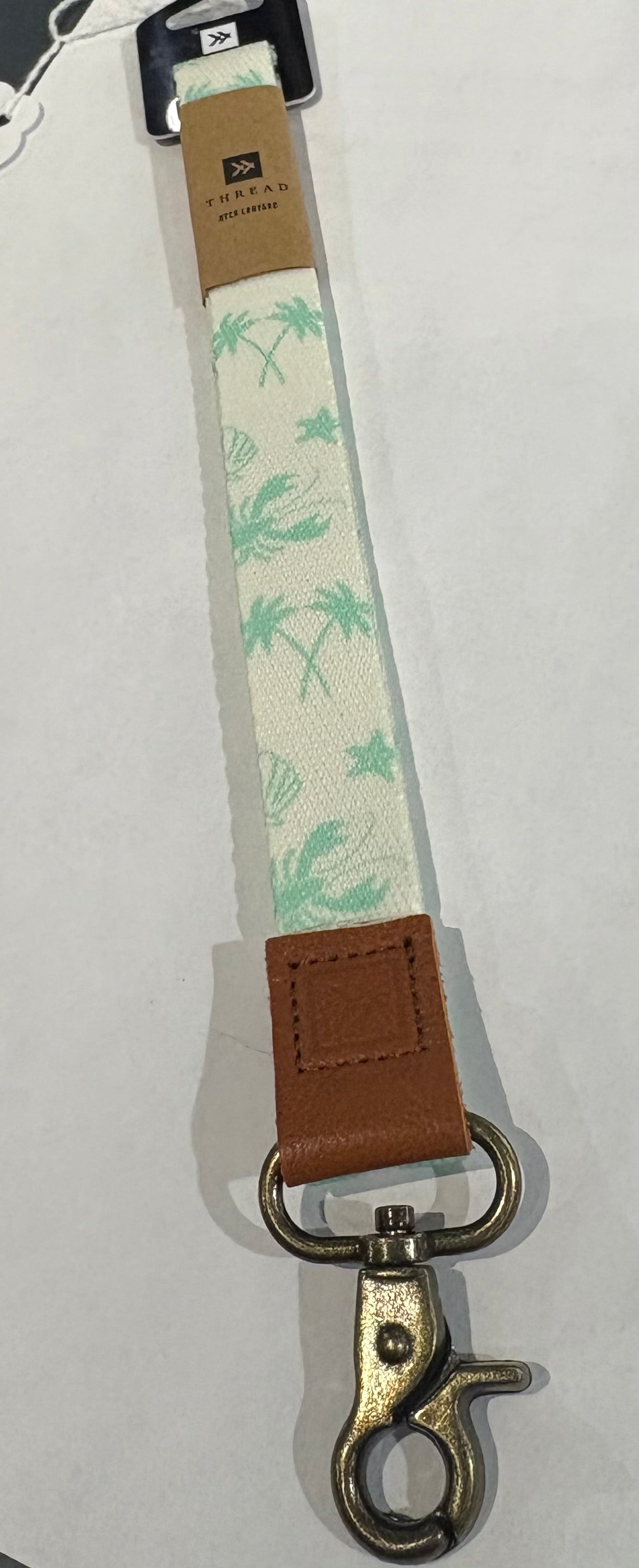 Threads Neck Lanyards