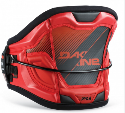 2018 Dakine Pyro