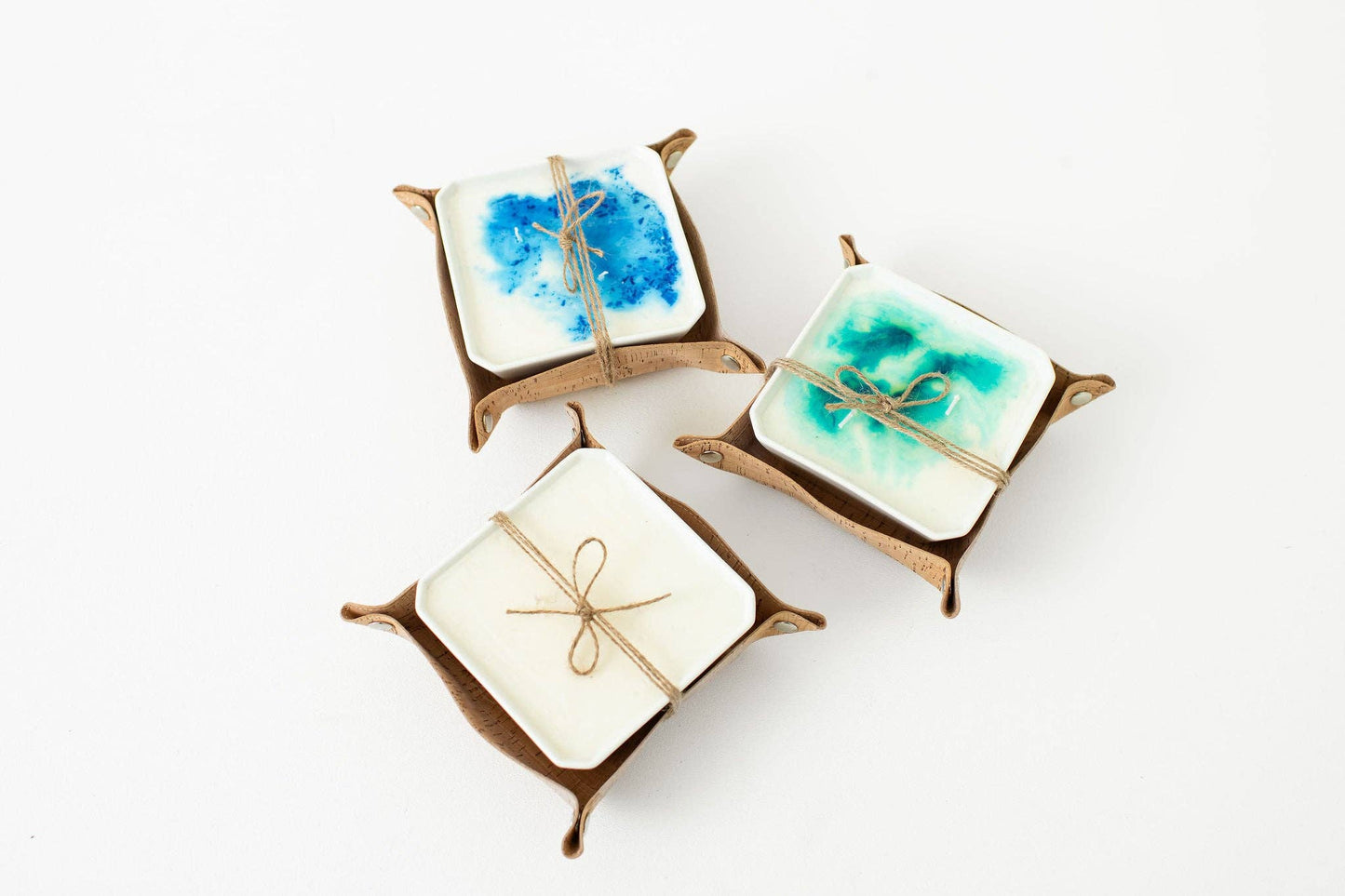 KORK Cork Tray With L'oil by Lexi Organic Candle Island Hibiscus