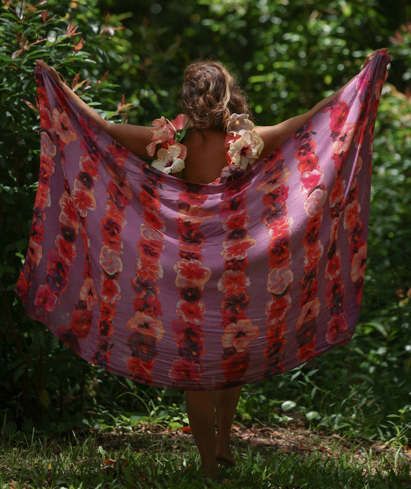 Tag Aloha Co. - Lei Lady Pareo with Ocean Dreamer