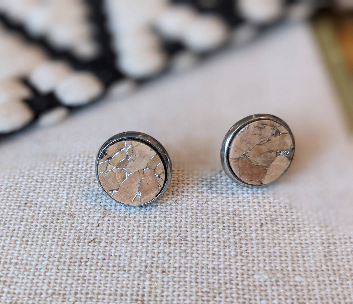 KORK Cork Earrings - Round Stud Silvered