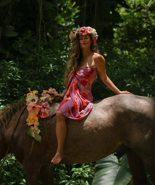 Tag Aloha Co. - Lei Lady Pareo with Ocean Dreamer