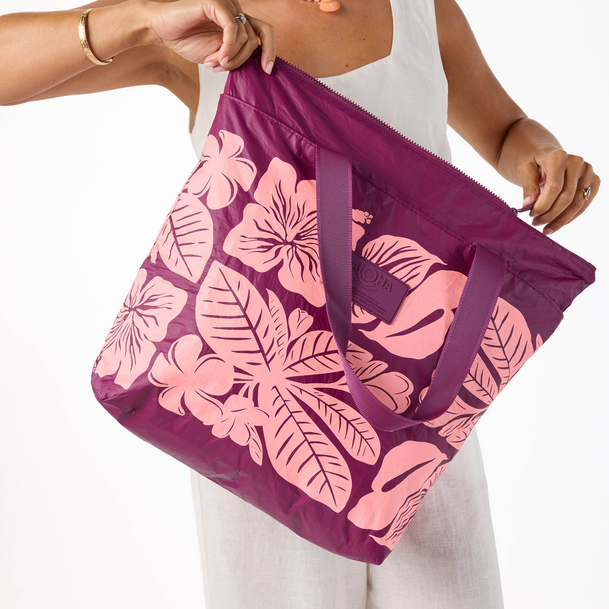 Punahele Day Tripper in Tropical on Plum - studio