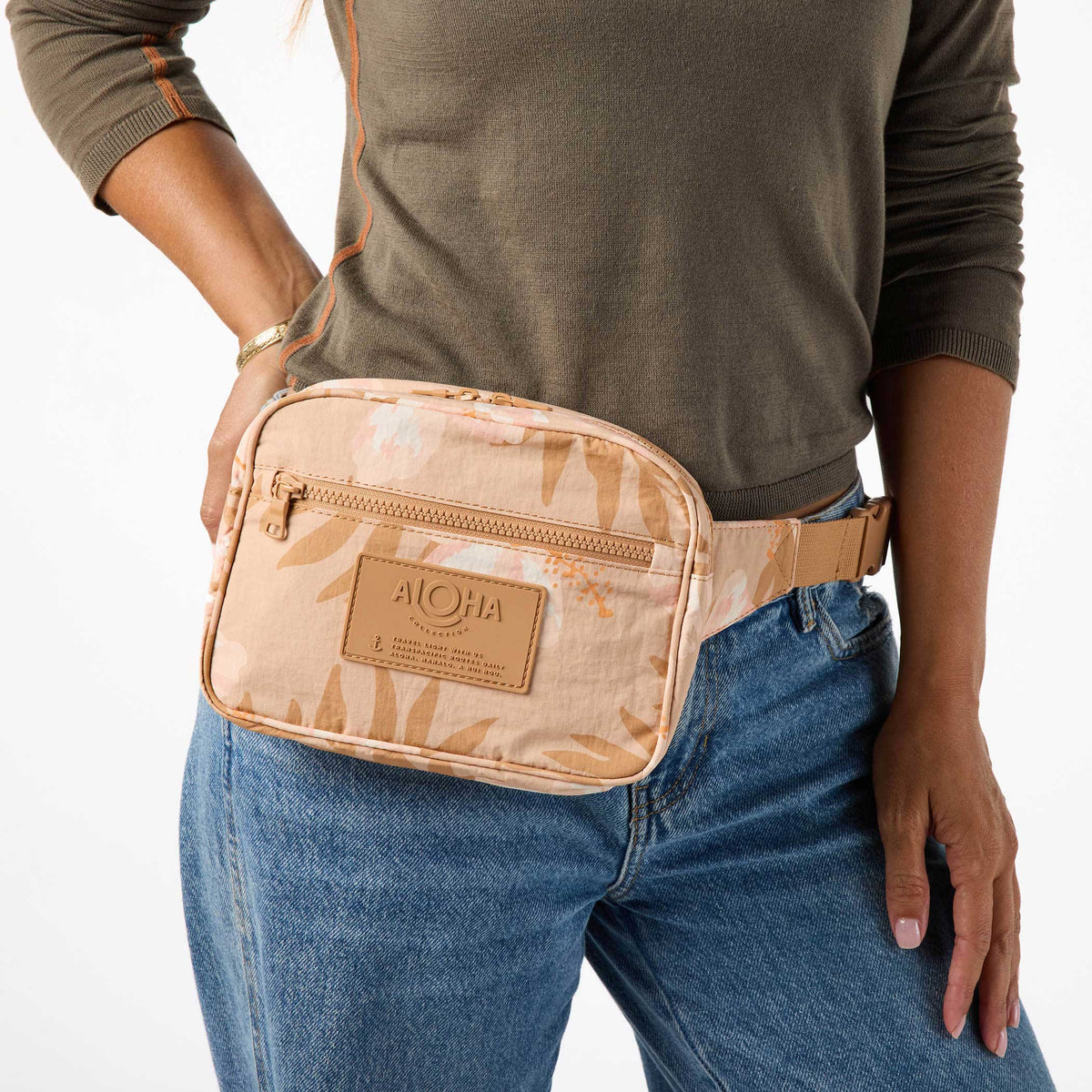 Adrift Rectangle Hip Pack in Camel